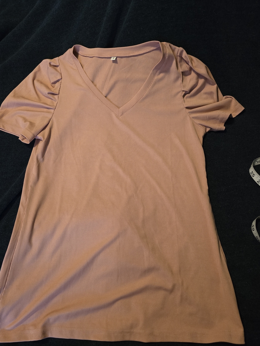 Dusty Pink Ribbed V-Neck Short Sleeve Top with Ruffle Detail Size Small NWOT